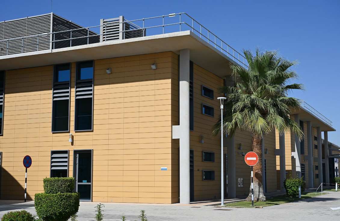Al Dhannah Hospital Abu Dhabi Facilities