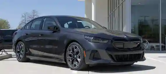 BMW i5 Sedan (eDrive40 & M60 xDrive)