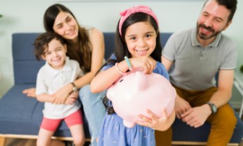 How to Save Eidiya Money for Kids in UAE