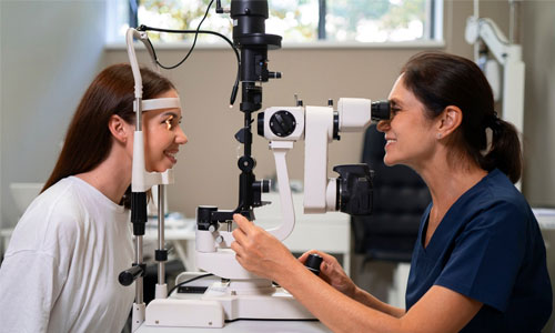 Where In Dubai Can I Get A Free RTA-Approved Optical Test?