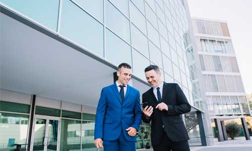 Why Indian & UK Entrepreneurs are Relocating to the UAE